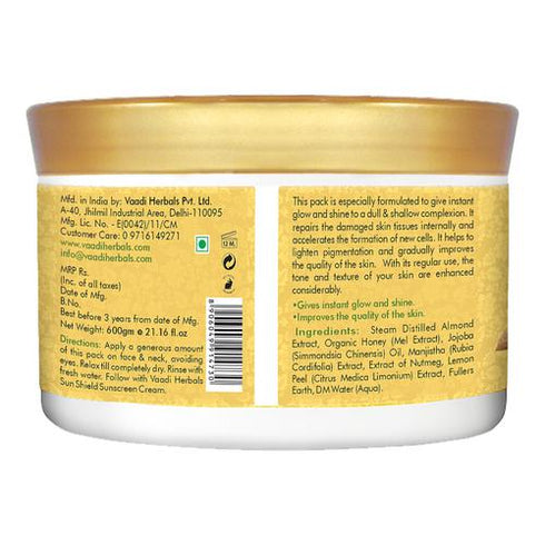 Vaadi Herbals Instant Glow Face Pack with Almond and Honey 600 g